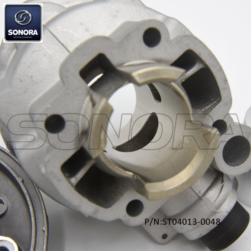 Kit de cilindro de aluminio Minarelli AM6 50cc 40mm con cabeza (P / N: ST04013-0048) Calidad superior